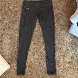 Gray UA leggings